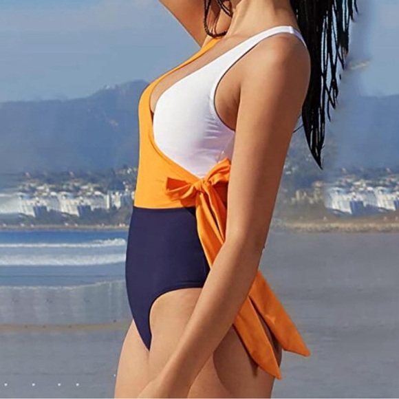 Women’s XXL Wrap Color Block Tie Side Bathing Suit CUPSHE One Piece Swimsuit - Picture 3 of 4